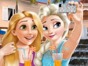 Elsa Frozen and Rapunzel Selfie Time