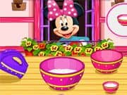 Minnie Mouse Haciendo Dulces