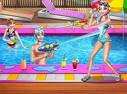 Fiesta En La Piscina De Hermanas